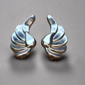 Vintage Marino Silver Tone Wing Clip-On Earrings – Sculpted Feather Design
